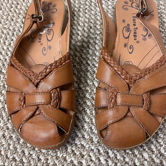 baretraps closed toe sandals